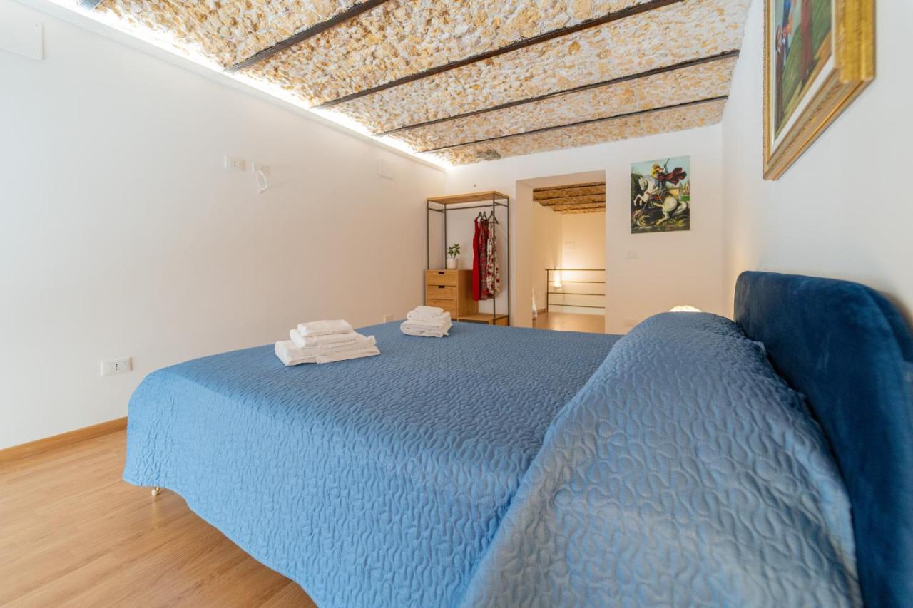סירקוזה Antico Mercato Di Ortigia Lovely Apartment מראה חיצוני תמונה