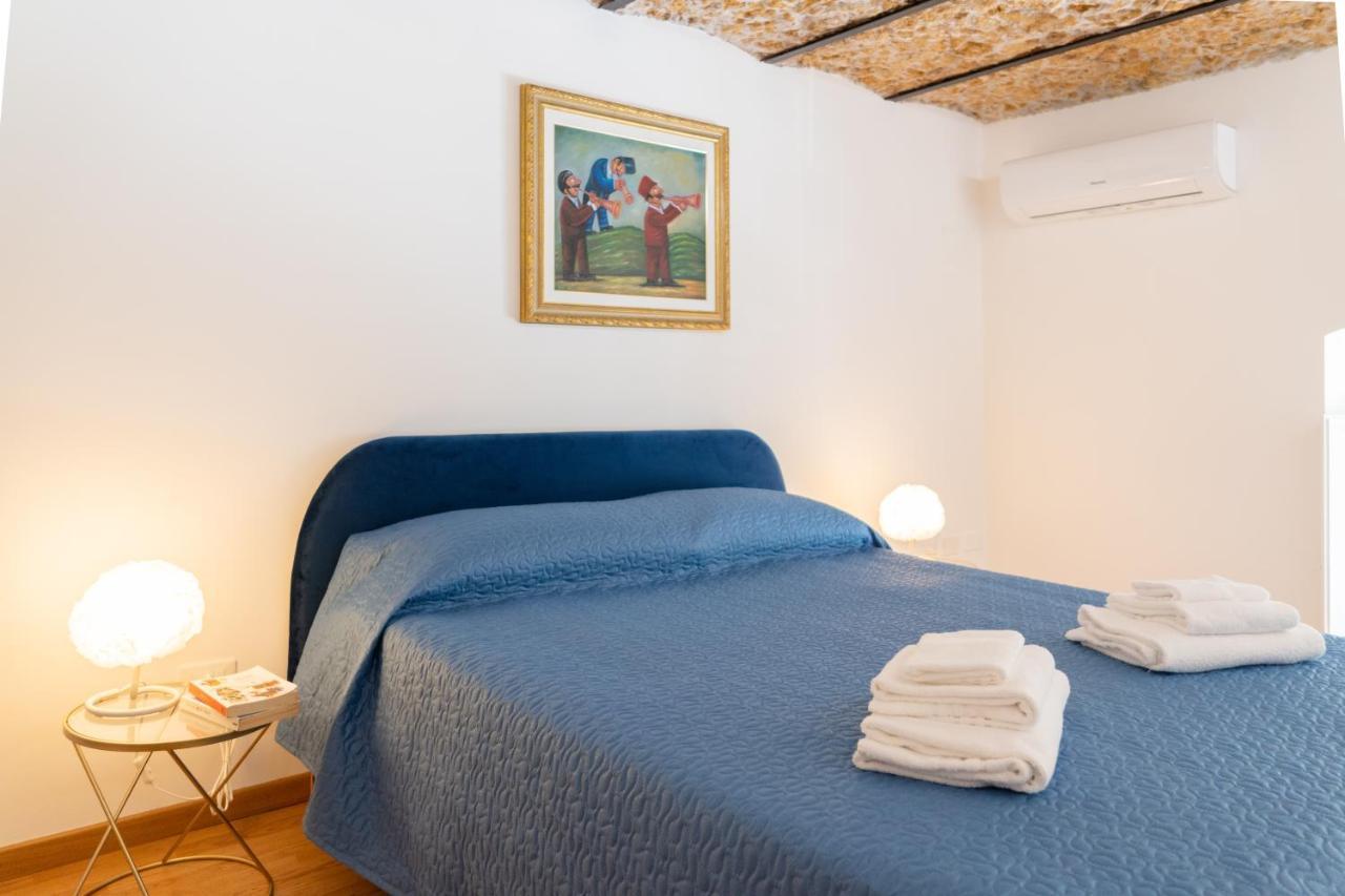 סירקוזה Antico Mercato Di Ortigia Lovely Apartment מראה חיצוני תמונה